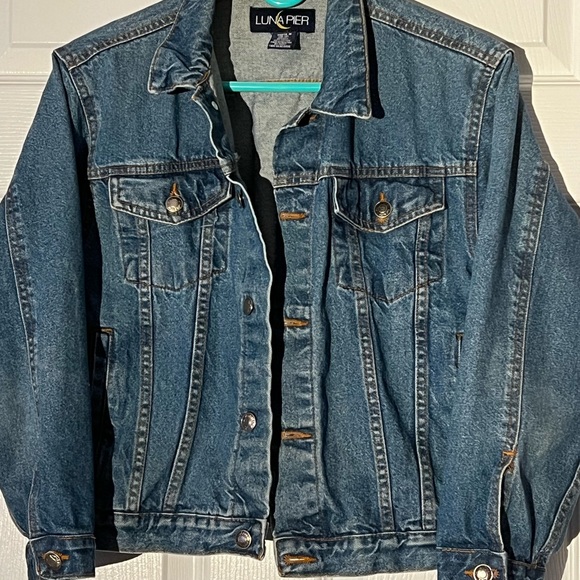 Jean Jacket - Picture 1 of 6